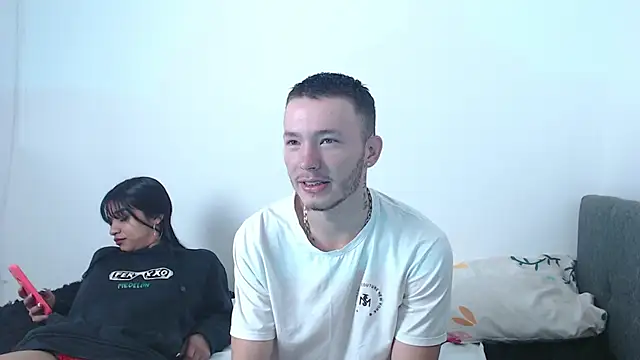 Ariana Esteban07 online show from 10, 2, 2026