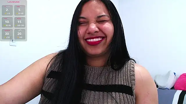 Snapshot of emily-rousee- chatting on 18, 2, 2026 emily-rousee- online show from 18, 2, 2026