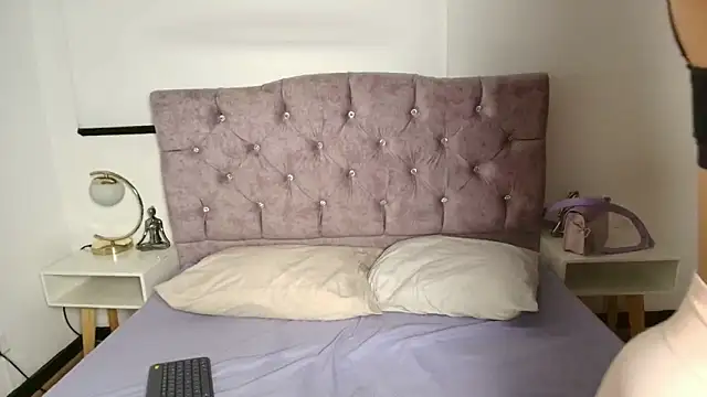 Ruby Rouge  online show from 19, 3, 2026