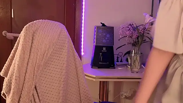 Snapshot of Doll_lira chatting on 7, 2, 2026 Doll lira online show from 7, 2, 2026