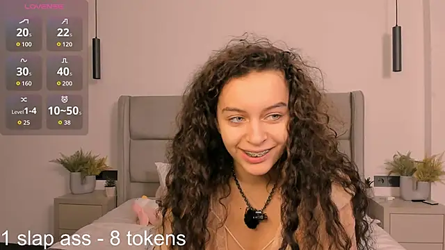 Snapshot of Luna_Starlight chatting on 28, 2, 2026 Luna Starlight online show from 28, 2, 2026