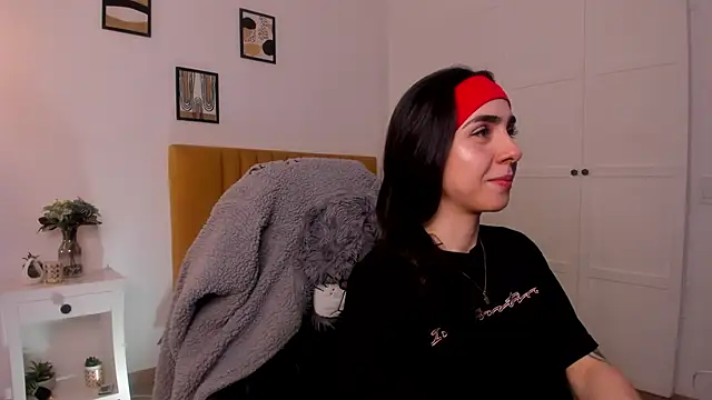 Snapshot of Luna_tagliaferri chatting on 14, 2, 2026 Luna tagliaferri online show from 14, 2, 2026