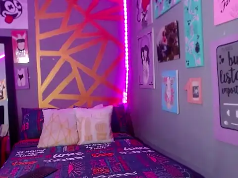 Evelyn lovers  online show from 17, 3, 2026