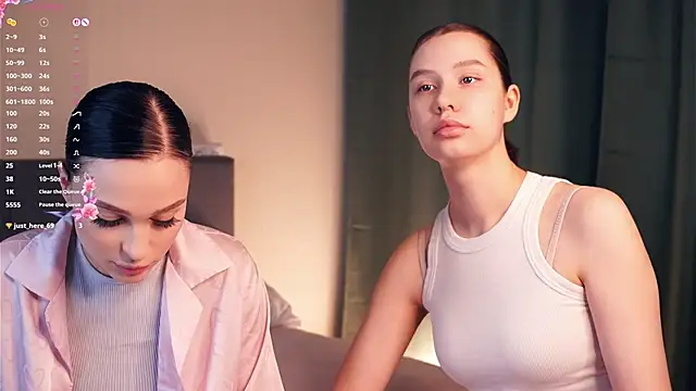 ZofiaSoshnik online show from 12, 2, 2026