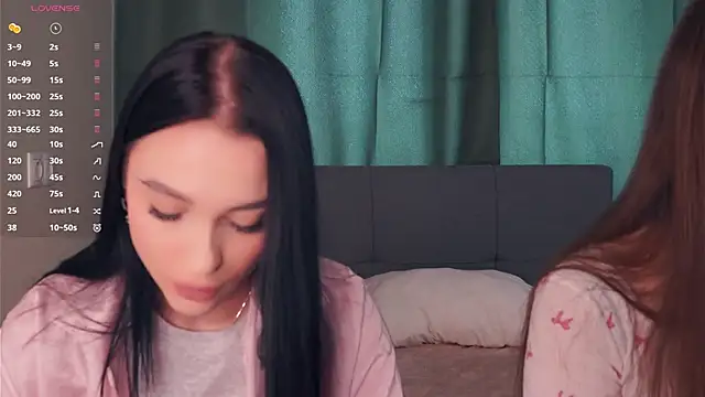 ZofiaSoshnik online show from 13, 3, 2026