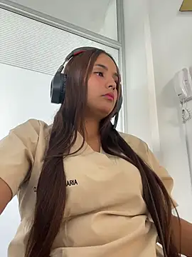 Noa Harper- online show from 6, 3, 2026