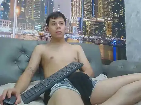 santiago xxxcol online show from 31, 3, 2026