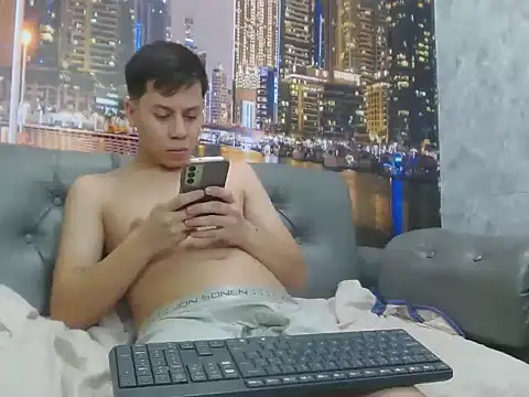 santiago xxxcol online show from 27, 3, 2026