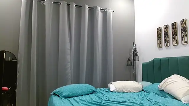 HazelSkyesChat online show from 15, 3, 2026