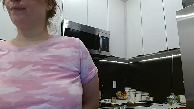 HazelSkyesChat online show from 19, 5, 2026