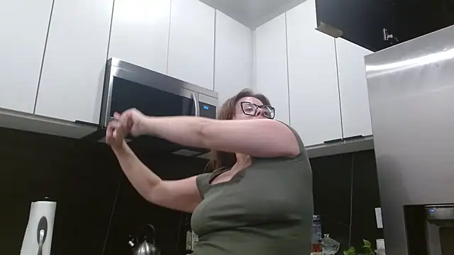 HazelSkyesChat online show from 27, 3, 2026