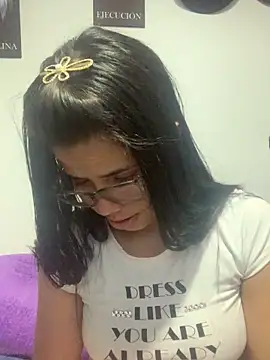 pamela smith33 online show from 6, 3, 2026