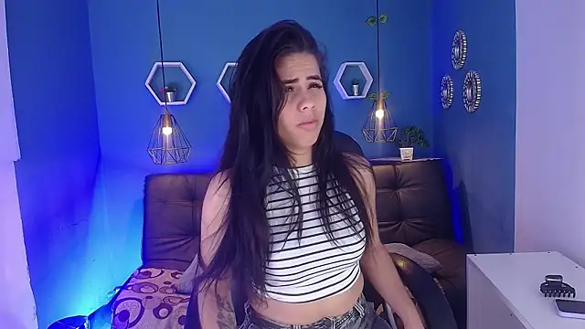 pamela smith33 online show from 6, 2, 2026