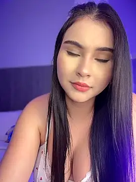 ArianaHilton  online show from 1, 7, 2026