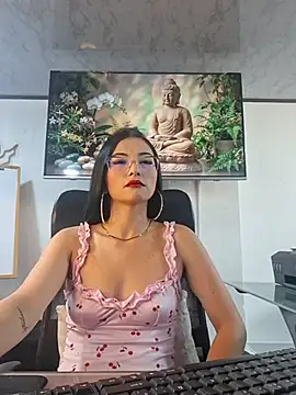 Snapshot of Jade_connor chatting on 18, 7, 2026 Jade connor online show from 18, 7, 2026