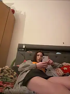 Snapshot of SofieKayla chatting on 8, 2, 2026 SofieKayla online show from 8, 2, 2026