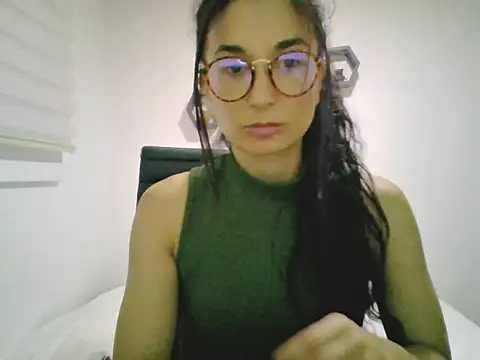 sweetsensations online show from 14, 4, 2026