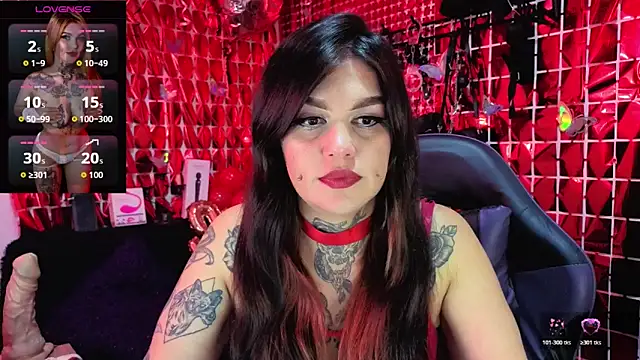 Snapshot of Zoeee_001 chatting on 17, 2, 2026 Zoeee 001 online show from 17, 2, 2026