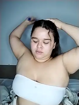 SamanthaStonee online show from 12, 4, 2026