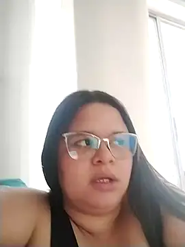 Snapshot of SamanthaStonee chatting on 11, 2, 2026 SamanthaStonee online show from 11, 2, 2026