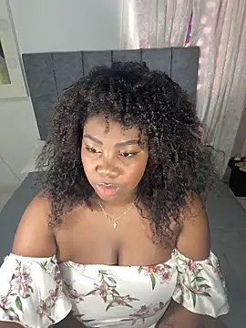 Snapshot of karlaebony chatting on 19, 2, 2026 karlaebony online show from 19, 2, 2026