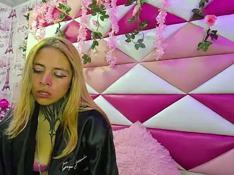 Dakota Angell  online show from 1, 2, 2026