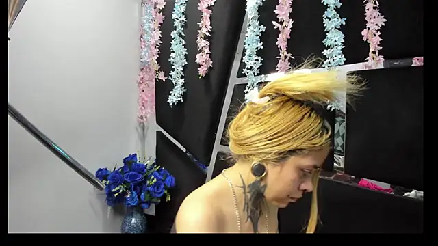 Dakota Angell  online show from 2, 4, 2026