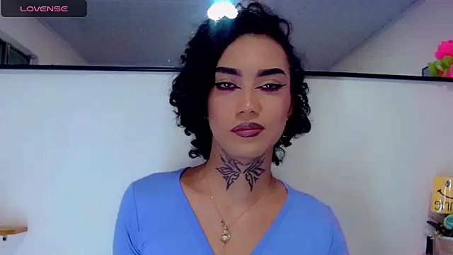 Snapshot of Darianna_Atehortua chatting on 27, 2, 2026 Darianna Atehortua online show from 27, 2, 2026