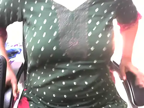 Snapshot of SumaiyaSultana chatting on 7, 2, 2026 SumaiyaSultana online show from 7, 2, 2026