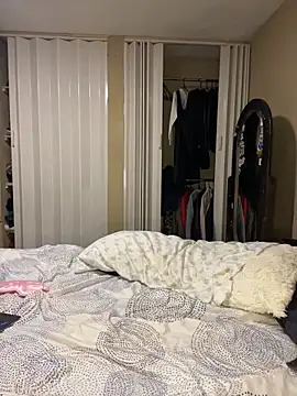 romyamo online show from 15, 3, 2026