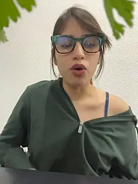 romyamo online show from 17, 2, 2026