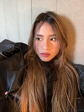 romyamo online show from 27, 5, 2026