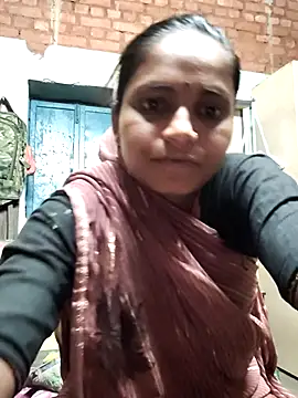 Snapshot of Gungun_thakur chatting on 10, 7, 2026 Gungun thakur online show from 10, 7, 2026