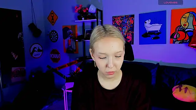 MaoqiBeverly online show from 30, 3, 2026