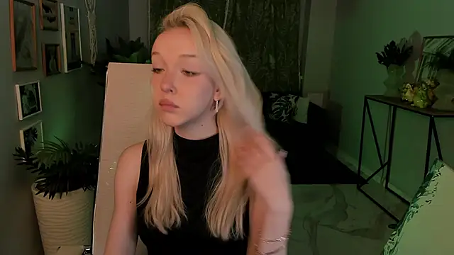 Snapshot of MaoqiBeverly chatting on 16, 2, 2026 MaoqiBeverly online show from 16, 2, 2026