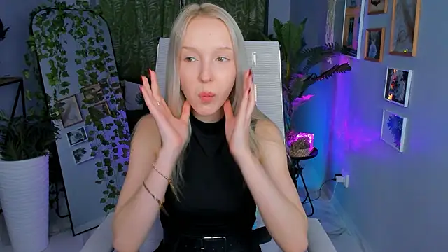 MaoqiBeverly online show from 27, 3, 2026