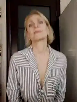 MichelleSolis online show from 27, 5, 2026