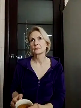 MichelleSolis online show from 17, 4, 2026