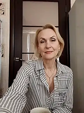 MichelleSolis online show from 15, 4, 2026