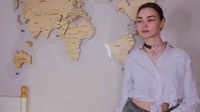 Snapshot of EddieChery chatting on 4, 2, 2026 EddieChery online show from 4, 2, 2026