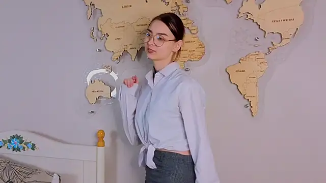 Snapshot of EddieChery chatting on 7, 2, 2026 EddieChery online show from 7, 2, 2026