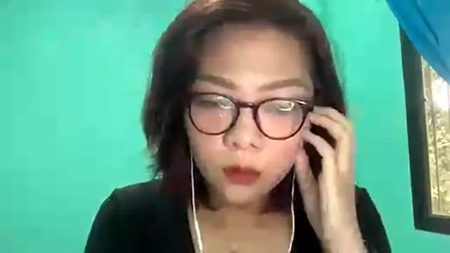 Snapshot of TerisaYellow chatting on 5, 2, 2026 TerisaYellow online show from 5, 2, 2026