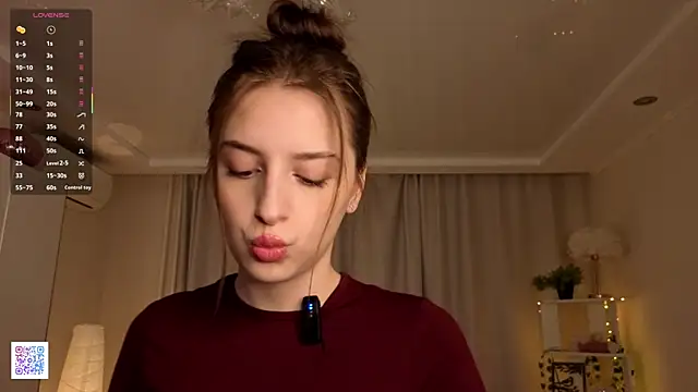 LeanneDinkle online show from 4, 4, 2026