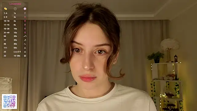 Snapshot of LeanneDinkle chatting on 13, 2, 2026 LeanneDinkle online show from 13, 2, 2026