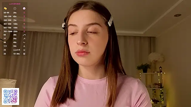 Snapshot of LeanneDinkle chatting on 24, 2, 2026 LeanneDinkle online show from 24, 2, 2026