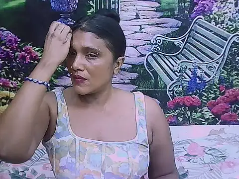 IndianSexyLady20 online show from 28, 3, 2026