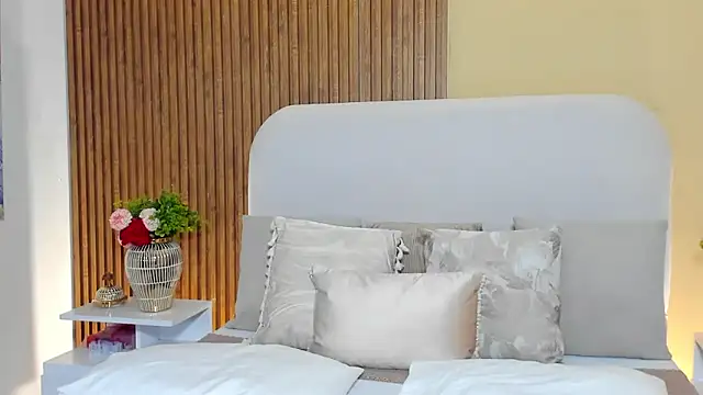 CristalMayson online show from 30, 3, 2026