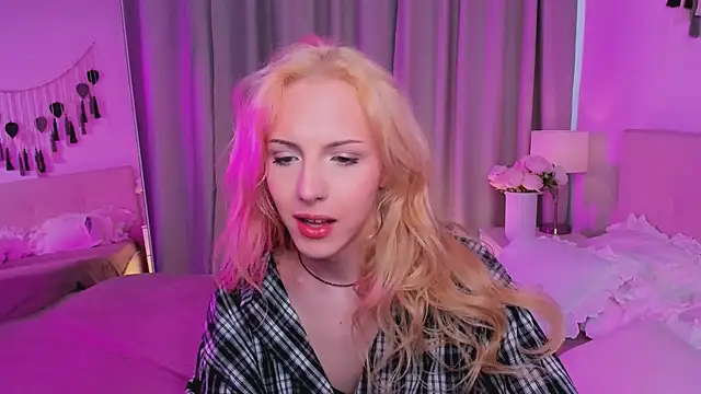Tiffany  King online show from 17, 5, 2026