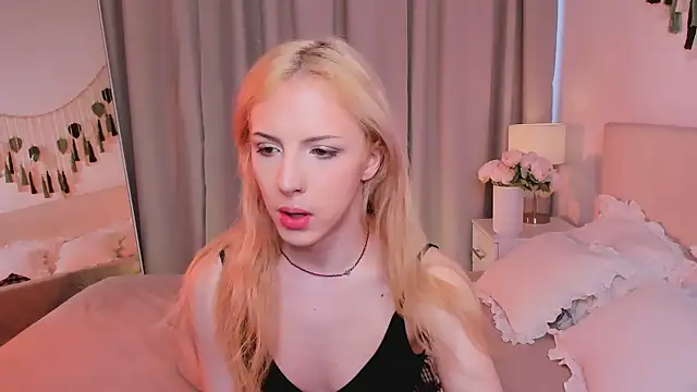 Tiffany  King online show from 31, 5, 2026