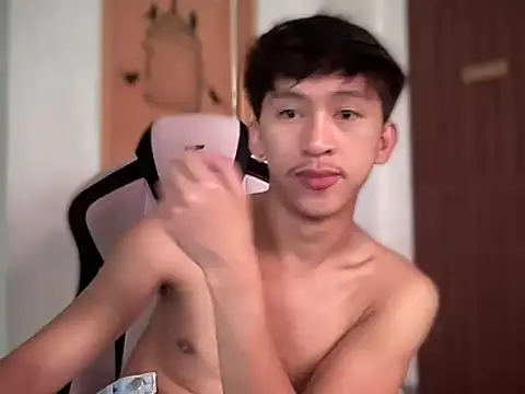  andrie69  online show from 5, 4, 2026